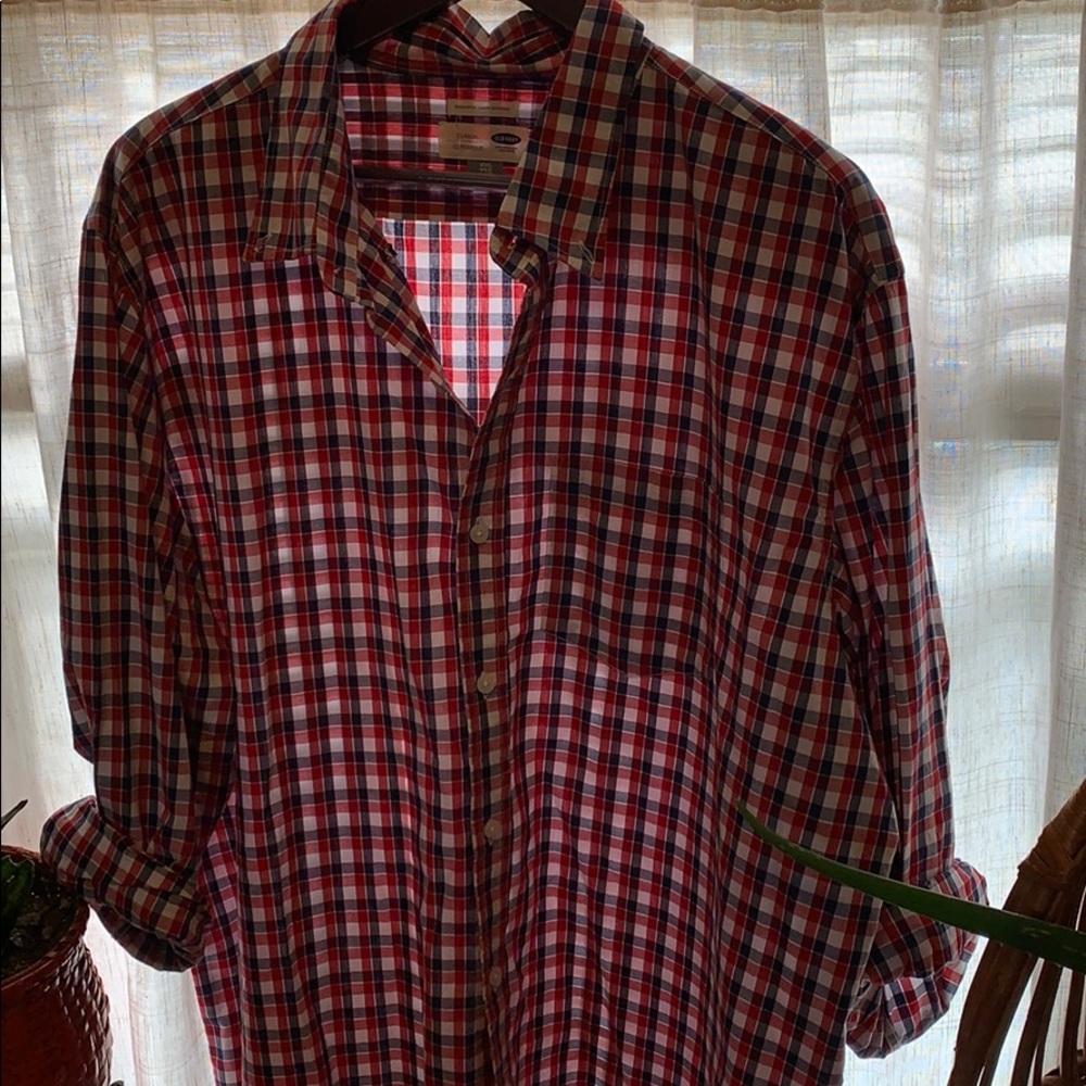Old Navy button down! - Picture 4 of 5